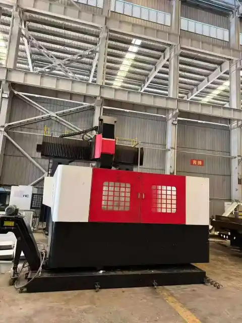 Kullanılmış GUGAO 4025 Gantry Freze Tezgahı FANUC MF Kontrollü
