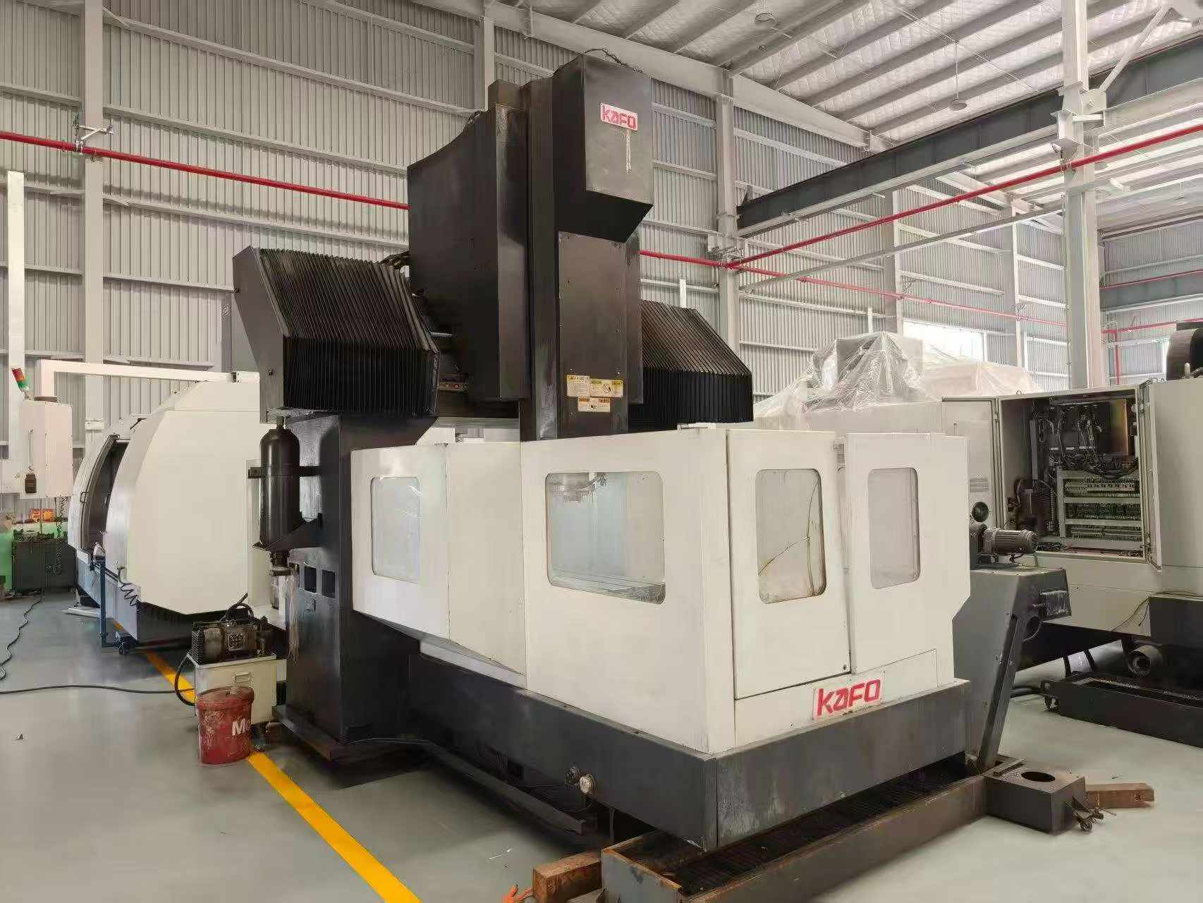 Used Kao Feng 1513 Small Gantry Machining Center with Fanuc Oi-MD photo 2