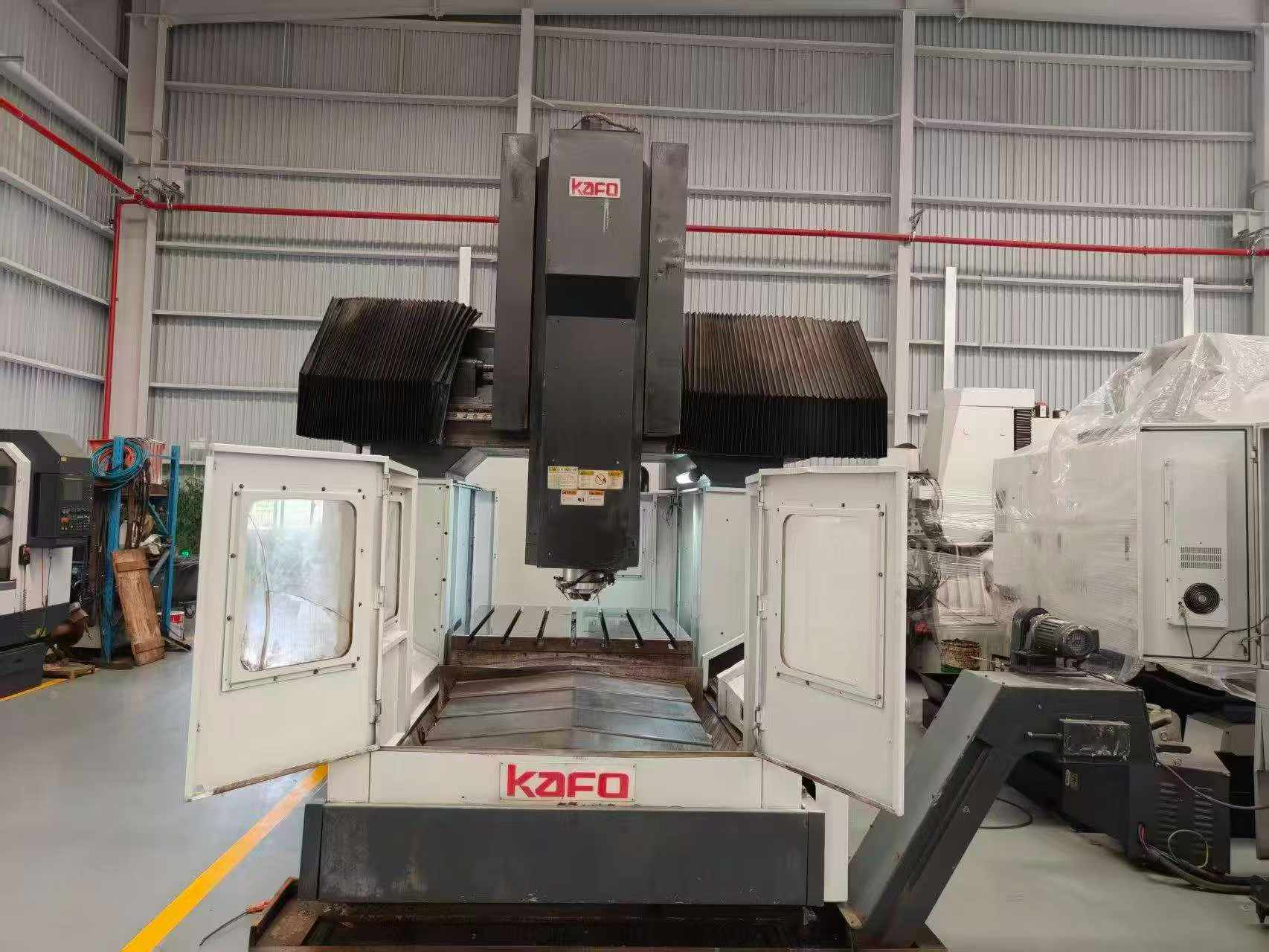 Used Kao Feng 1513 Small Gantry Machining Center with Fanuc Oi-MD photo 3