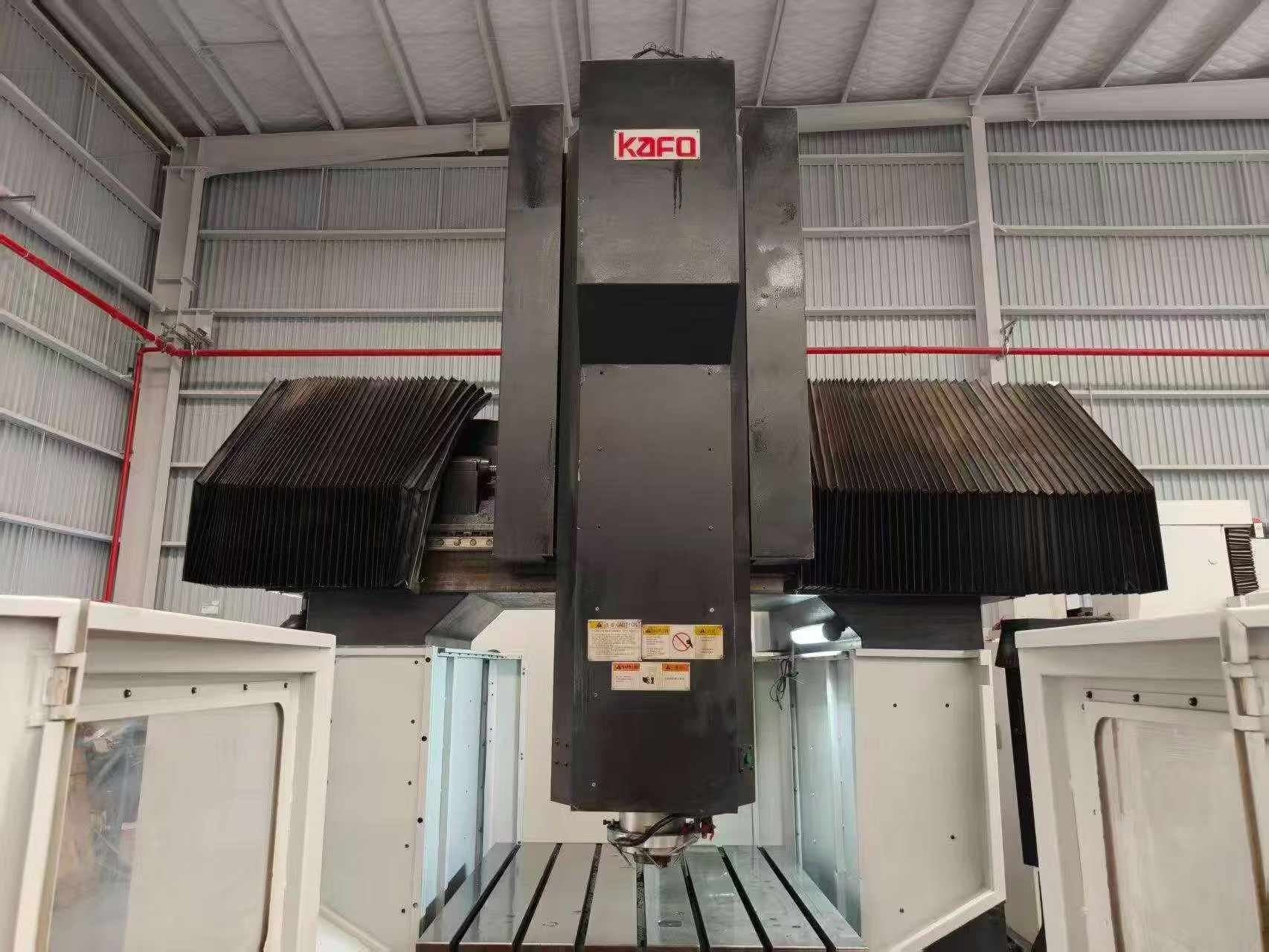 Used Kao Feng 1513 Small Gantry Machining Center with Fanuc Oi-MD photo 4