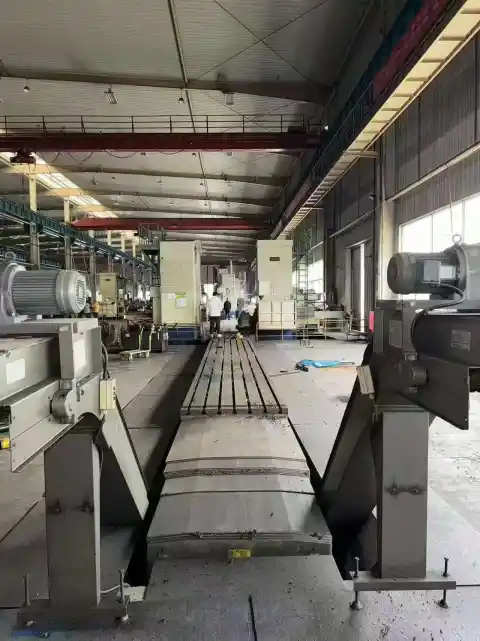 Б/у двусторонний расточной станок с ЧПУ Kunming 6513 с Siemens 840D