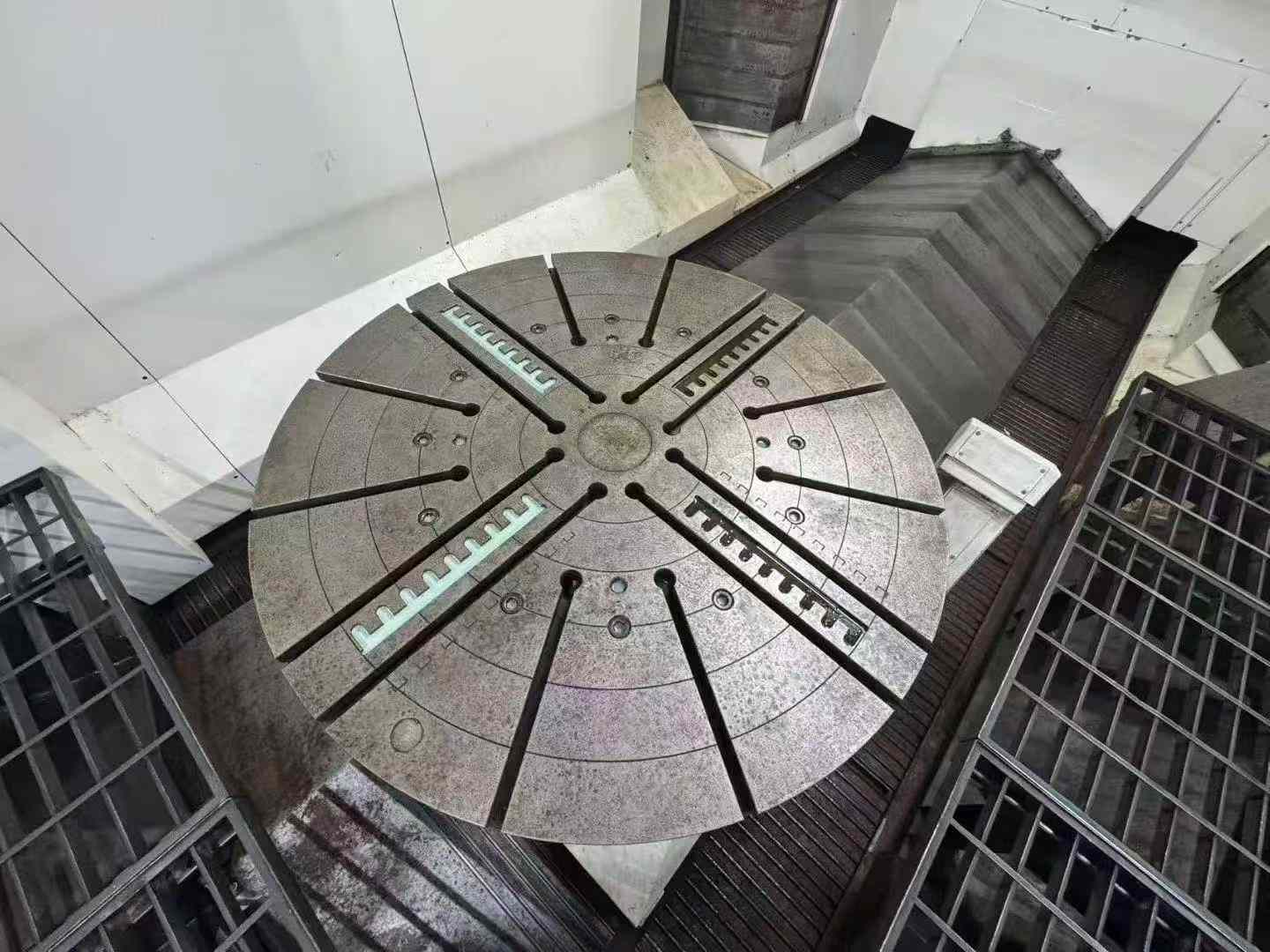 Used Mazak INTEGREX e-1600/10 S 5-Axis Turn-Mill Center photo 2