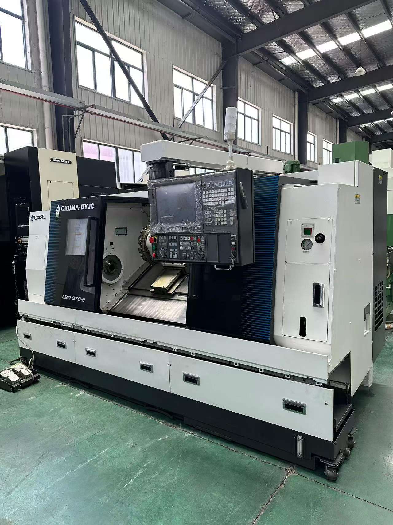 Used Okuma LBR-370-e CNC Lathe with OSP-P 300 LA-e Control photo 2