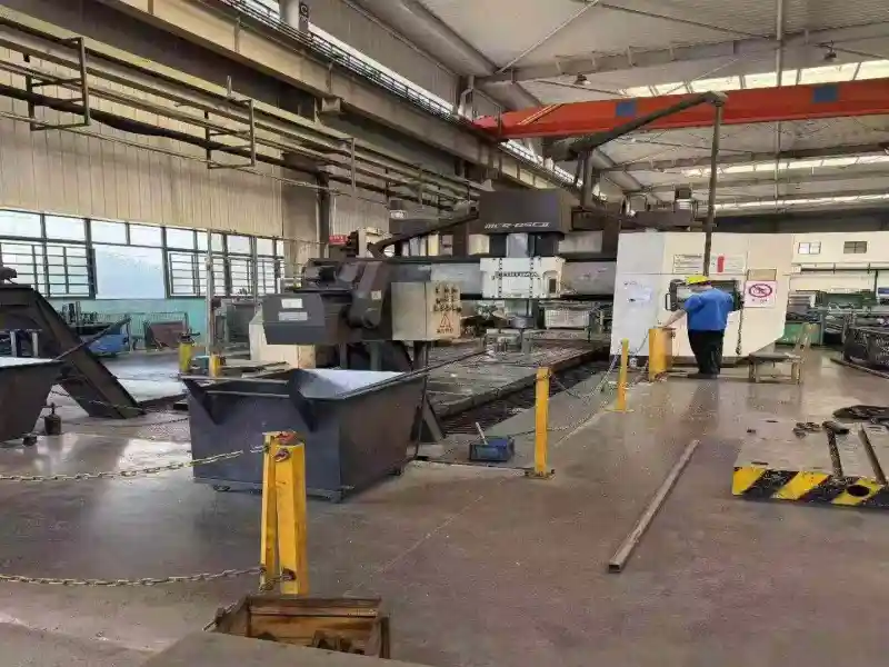 Used Okuma MCR-A 5 CII Gantry Five-Face Milling Machine photo 1