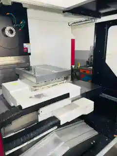 Used Qiaofeng JVH 500 Horizontal Machining Center with Fanuc MF Plus photo 6