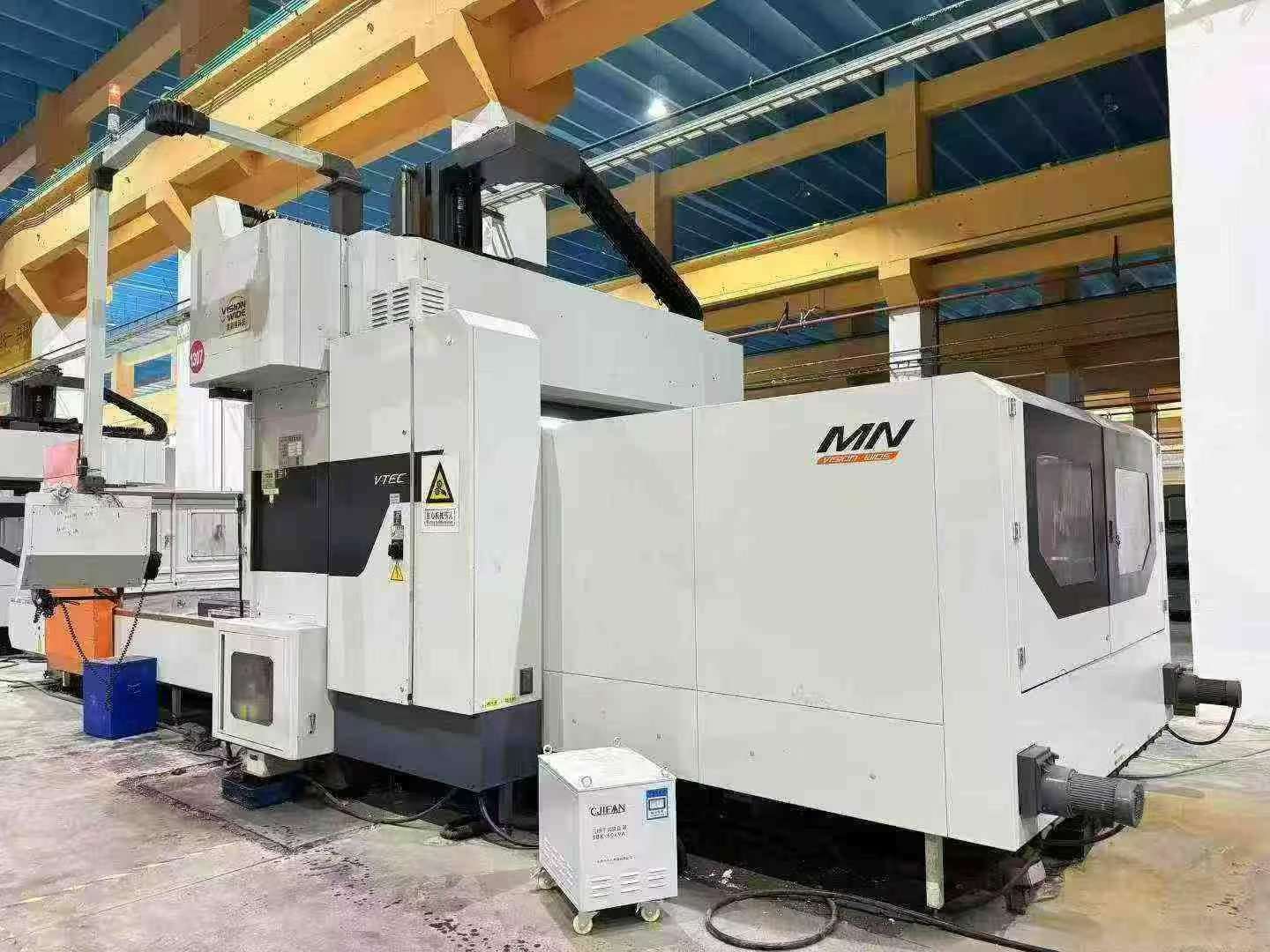 Used Qiaoweijin 4226 Gantry Milling Machine, X:4200/Y:2600/Z:1020 photo 3