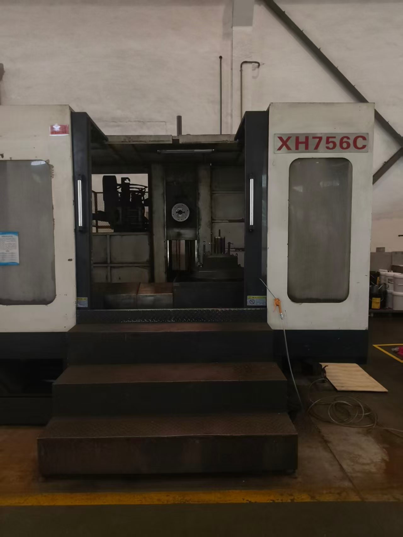 Used Qinghai 630 Horizontal Machining Center with FANUC Control photo 1