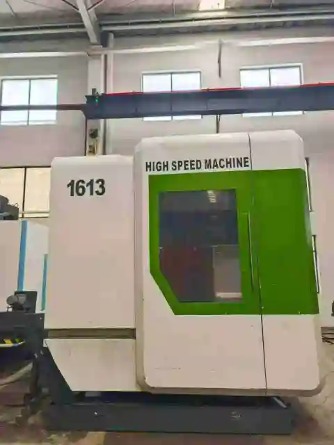 Mesin Milling Kecepatan Tinggi Qunzhi KS-1613 Bekas dengan Kontrol Siemens 828D