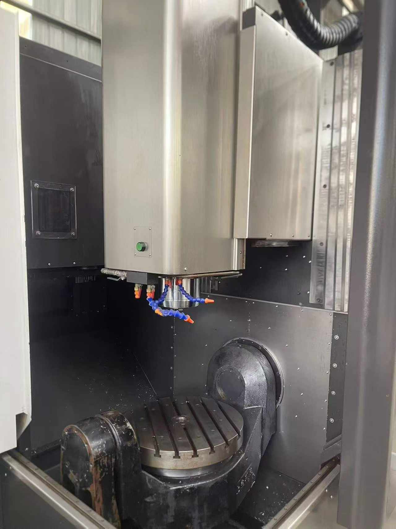 Used Shangjin DNX 500 U 5-Axis Machining Center with Siemens 840 D sl photo 3