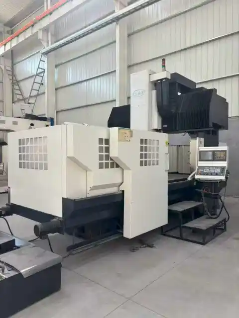İkinci el She Hong PR 0-2000 S Gantry İşleme Merkezi, FANUC 18i-MB ile
