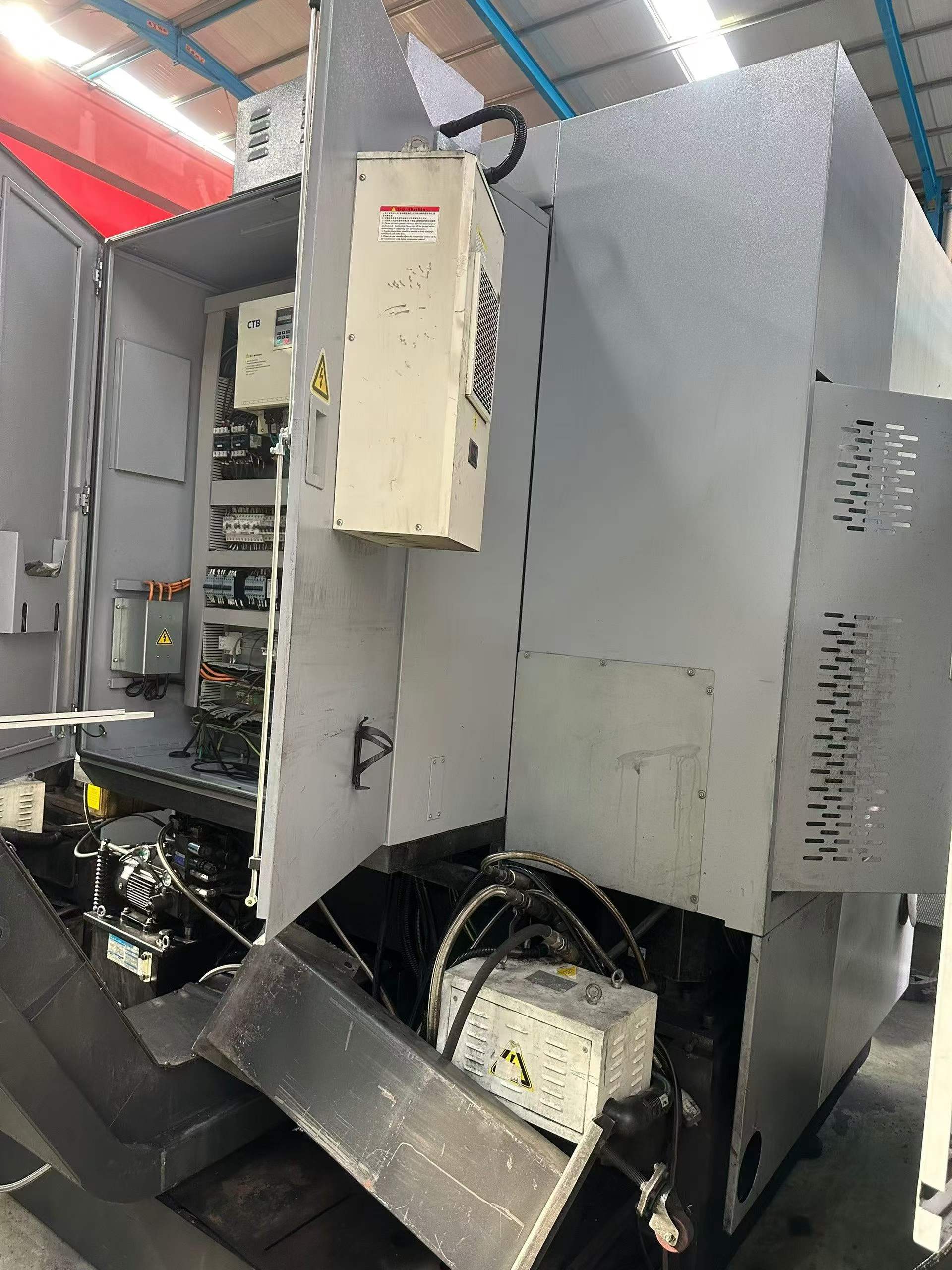 Used Shenyang V 6 C CNC Vertical Lathe with Fanuc Control photo 4