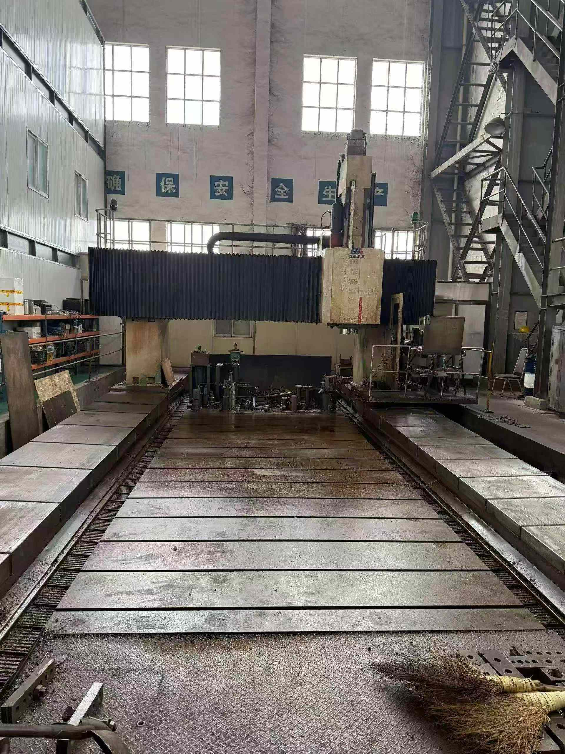 Used Shenyang Zhongjie Gantry Milling Machine with Siemens Control photo 2