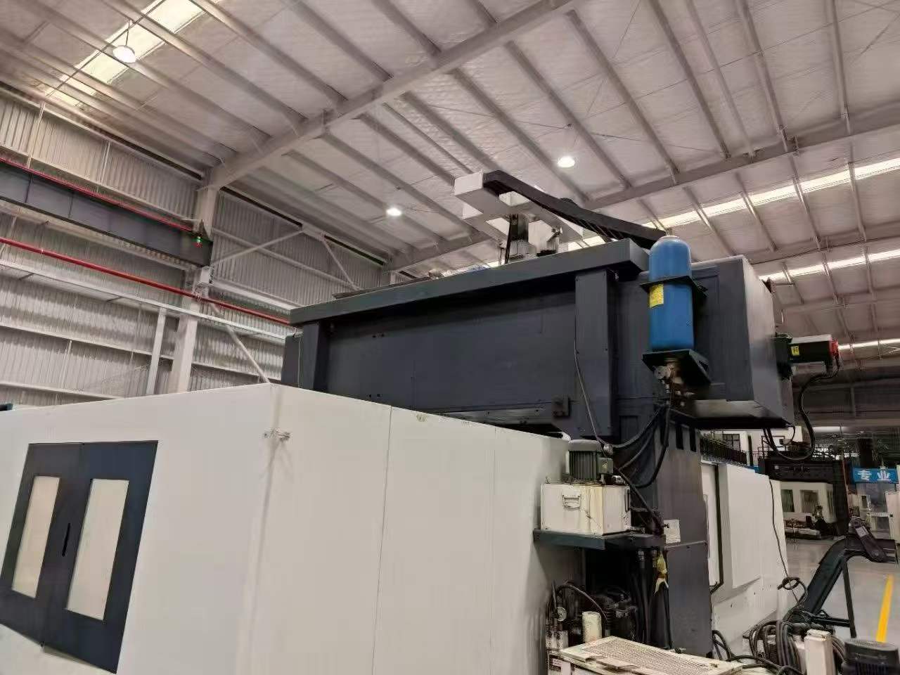 Used Takao B-3122 Gantry Machining Center with Fanuc MD Control photo 4