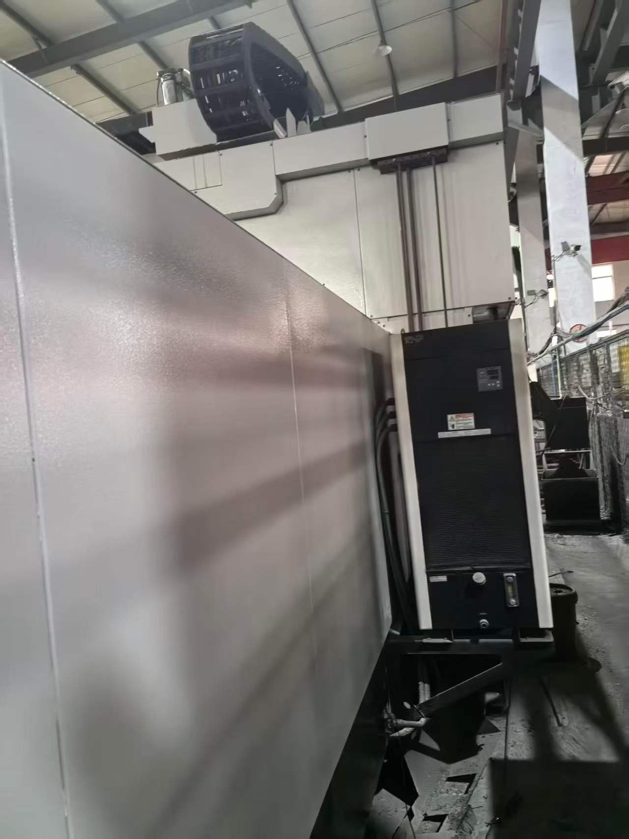Used Tianrui Jinggong Kraft VM 3018 Gantry Machining Center photo 4
