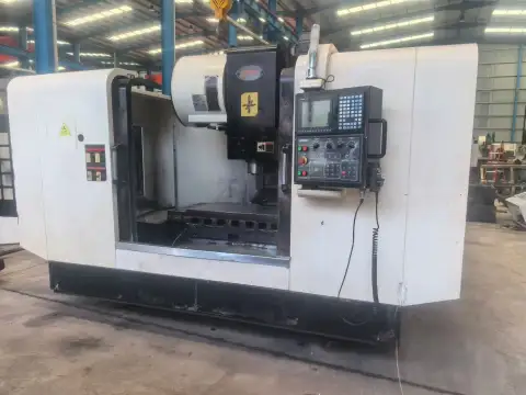 Centro de mecanizado vertical pesado Tuobang 1060 usado con control Mitsubishi 70