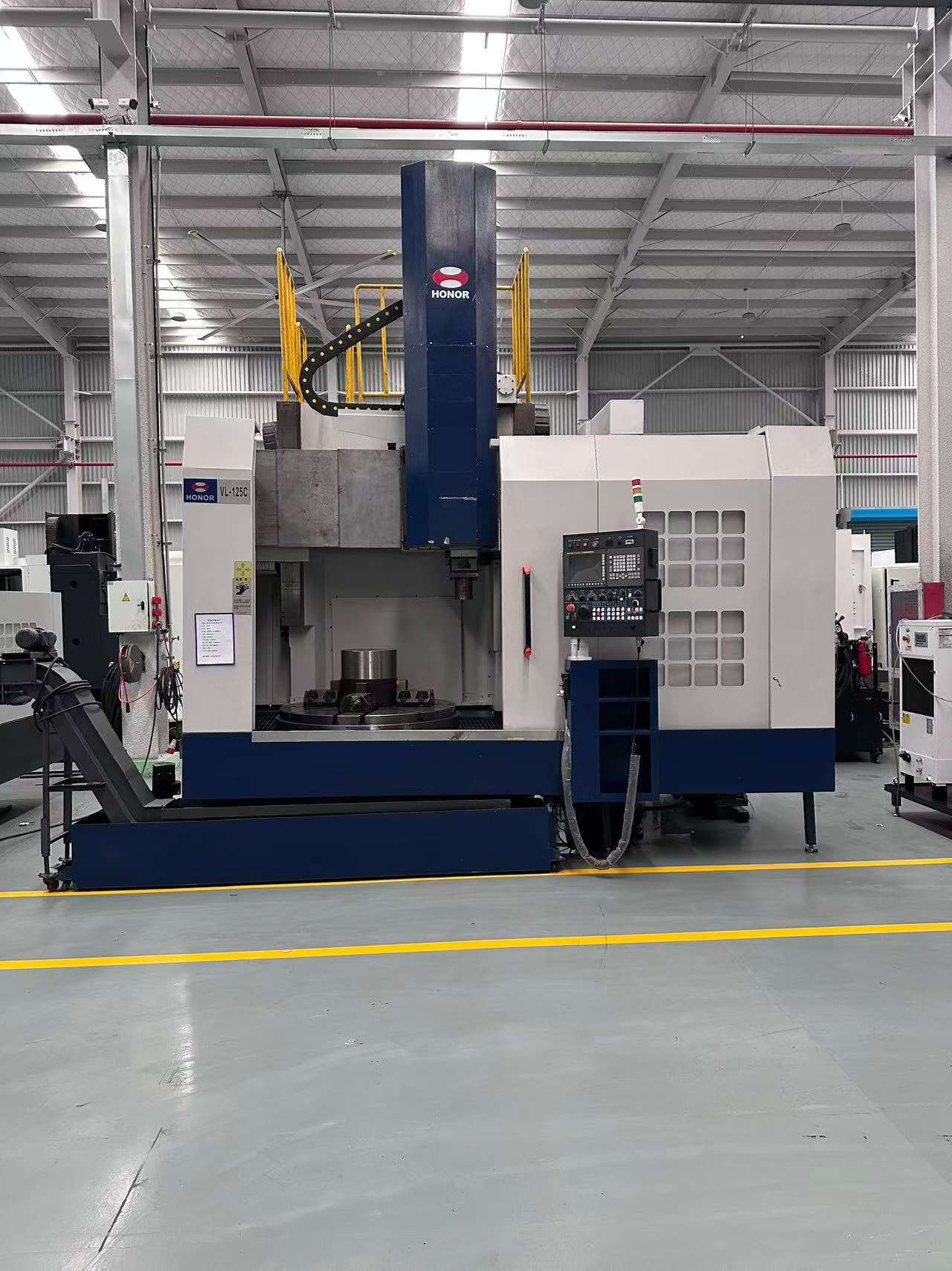 Used 荣田 VL-125 C CNC Vertical Lathe, 2016, Fanuc 31 i photo 1