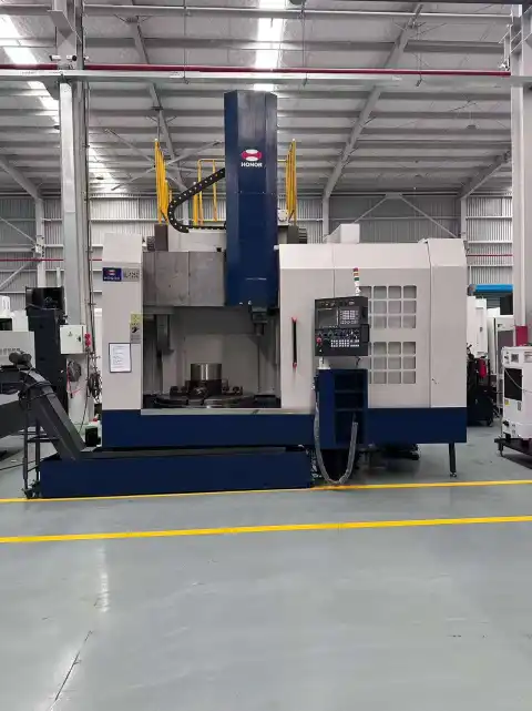 Mesin Bubut Vertikal CNC Rongtian VL-125 C bekas, 2016, Fanuc 31 i
