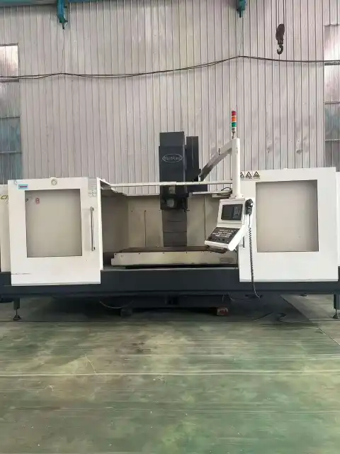 Mesin Frais CNC Xiehong 2060 Bekas