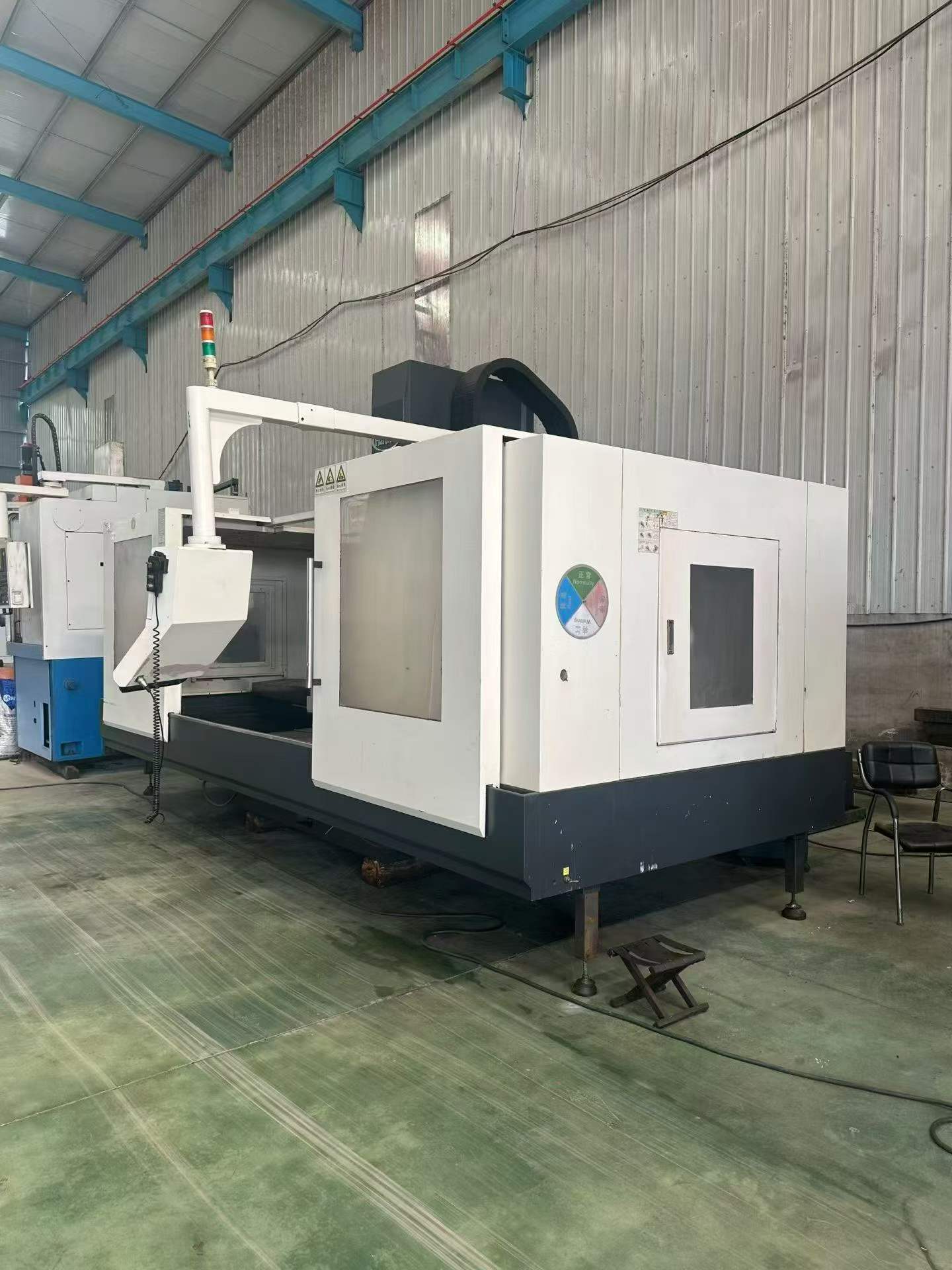 Used Xiehong 2060 CNC Milling Machine photo 2