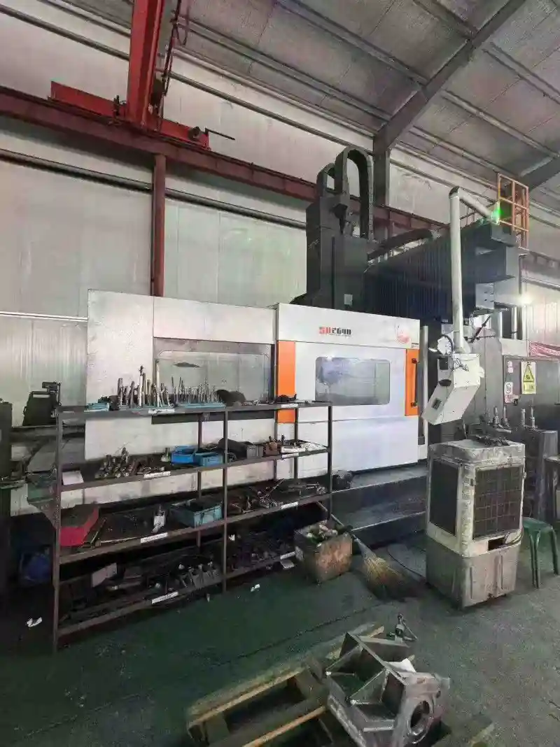 Used Xinnuo Precision SP 2640 Gantry Machining Center with Fanuc MFplus photo 1