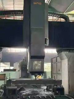 Used Xinnuo Precision SP 2640 Gantry Machining Center with Fanuc MFplus photo 2