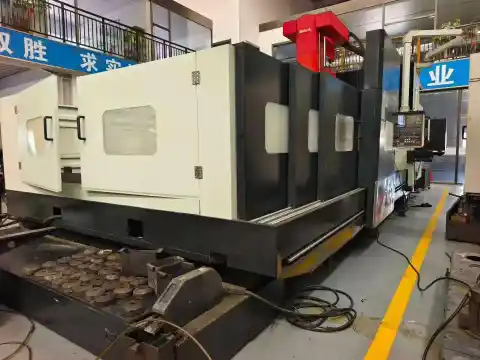Centro de Mecanizado Pórtico CNC Yawei 4025 Usado con Fanuc