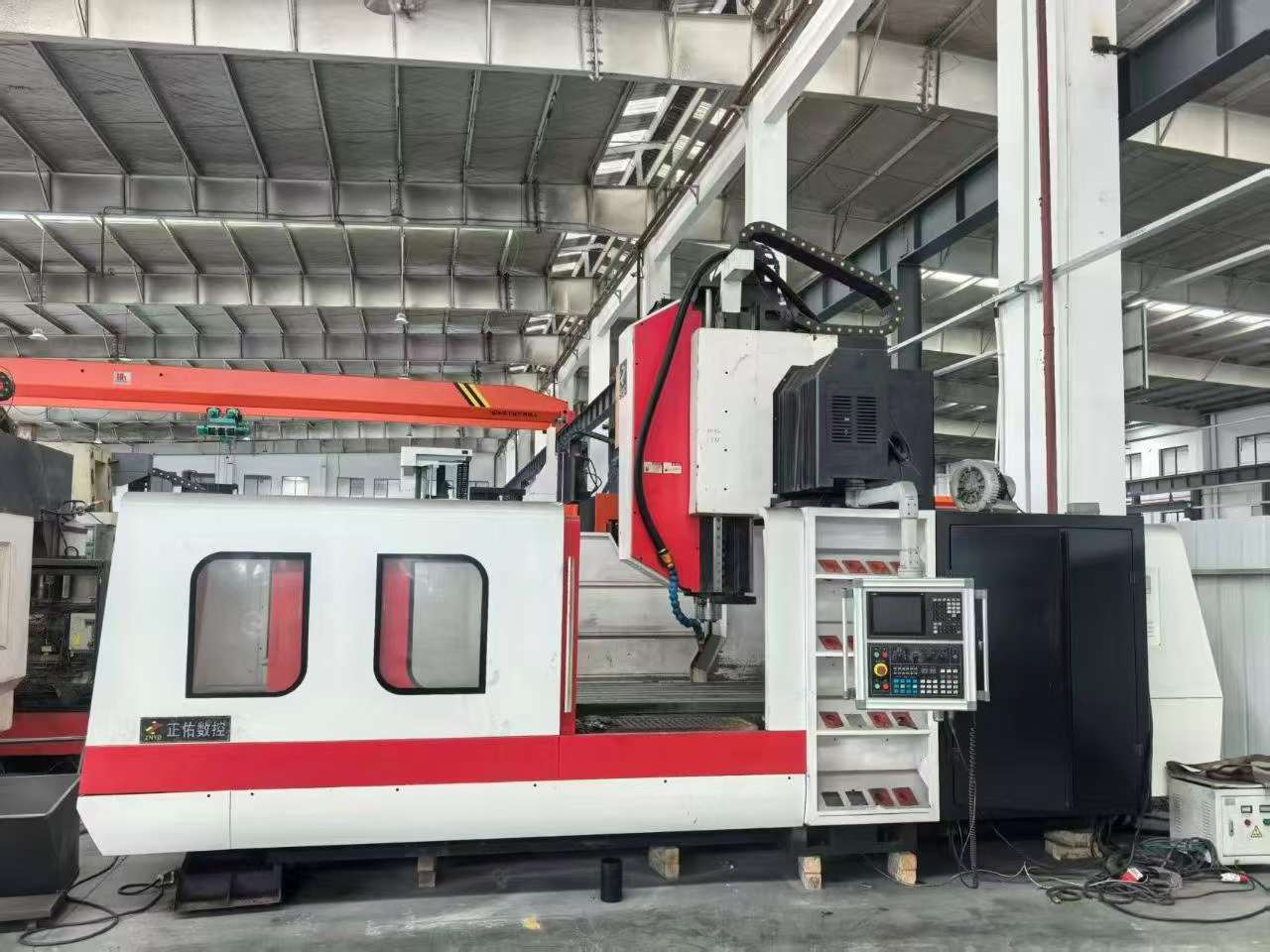 Used Zhengyou 2513 CNC Gantry Milling Machine with Mitsubishi M 80 Control photo 2