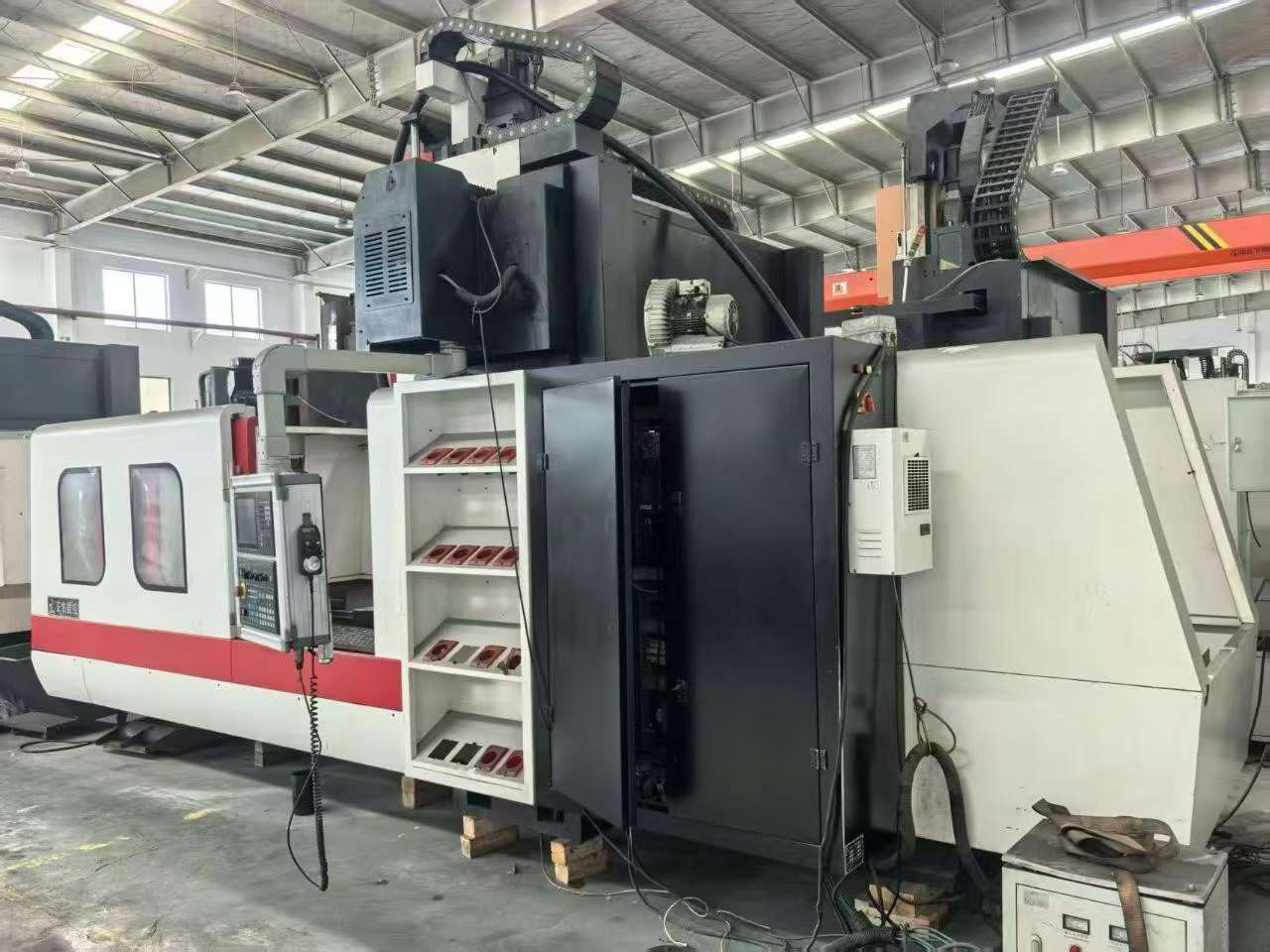 Used Zhengyou 2513 CNC Gantry Milling Machine with Mitsubishi M 80 Control photo 3