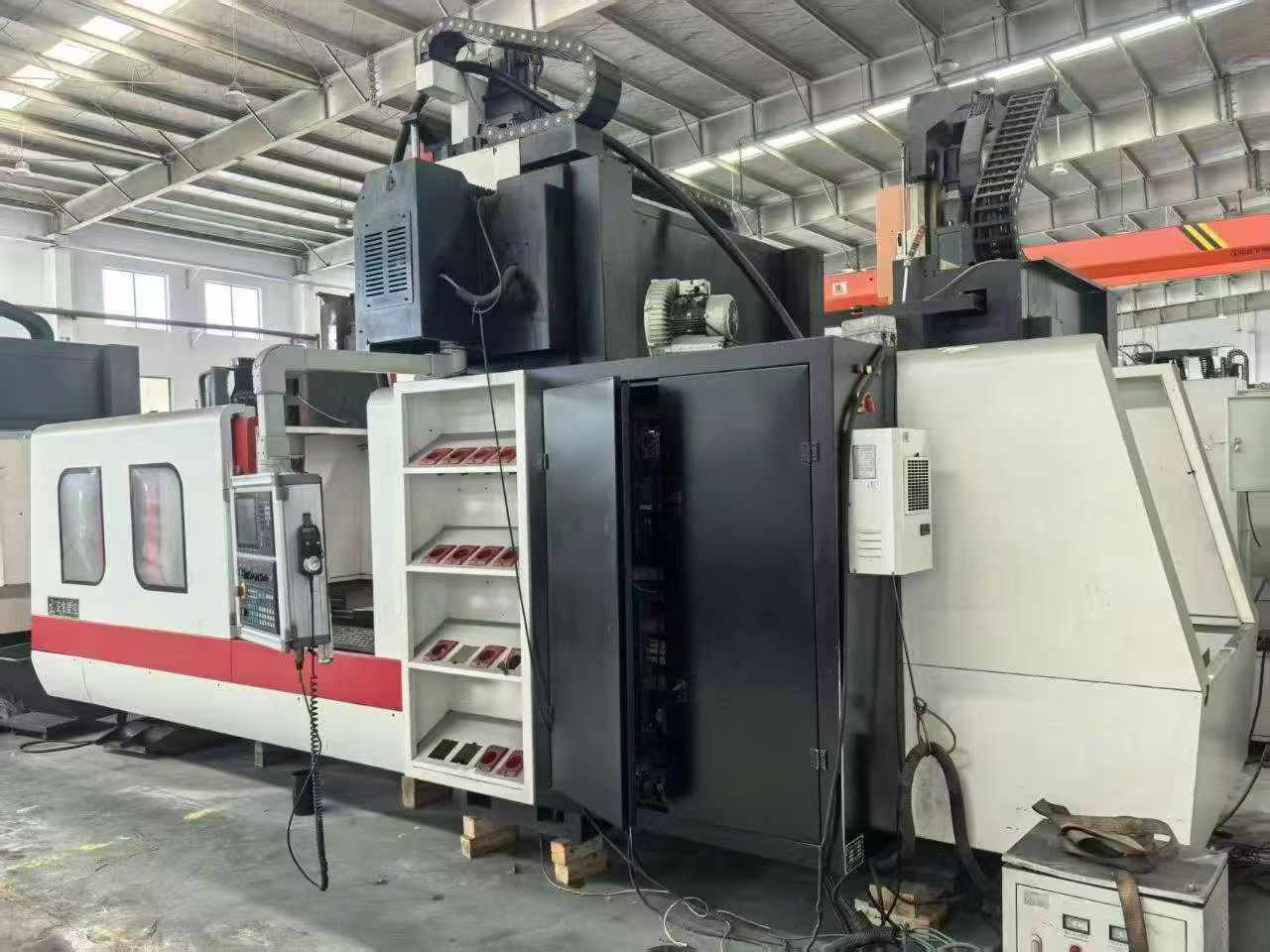 Zhengyou 2513 CNC Gantry Milling Machine with Mitsubishi M 80 photo 3