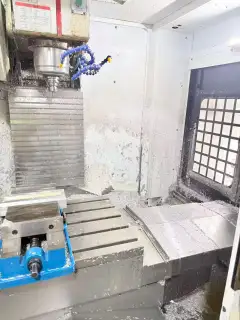 4 Used Jugao 850 Vertical Machining Centers with Mitsubishi M 80 photo 4