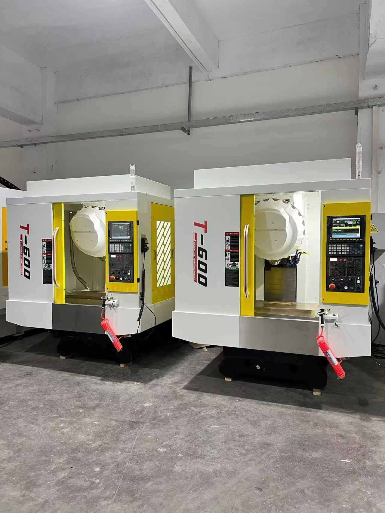 New T 600/T 700 CNC Drilling and Tapping Machine photo 1