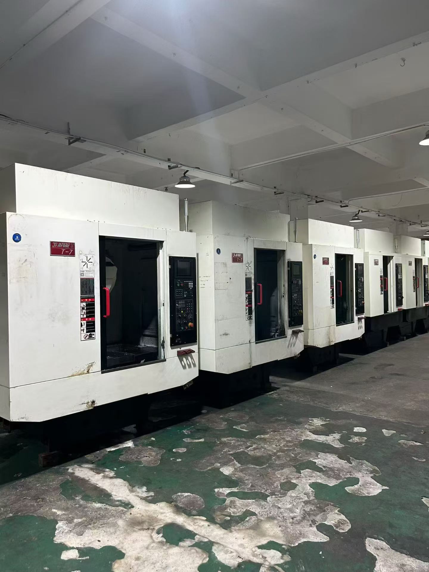Qiaofeng T 7 Drilling and Tapping Center with Mitsubishi M 80 Control photo 1