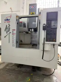 Used Xinquan 650 Vertical Machining Center with Mitsubishi M 70 A photo 1