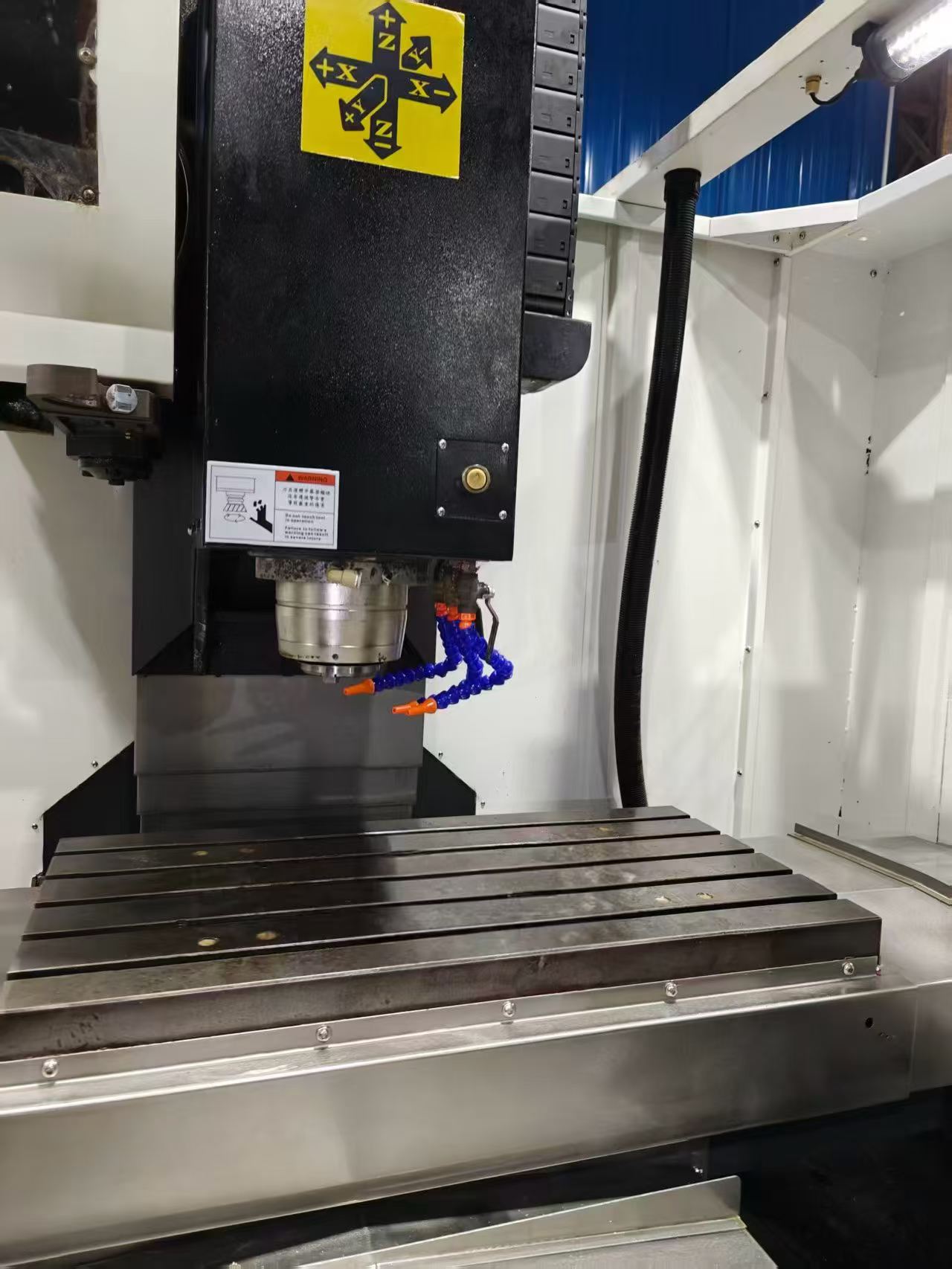 Used Taikan 850 Vertical Machining Center with FANUC 0i-MF photo 3