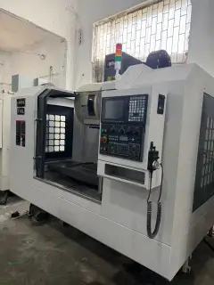Used Taikan 850 L Vertical Machining Center with Mitsubishi M 70 A photo 2