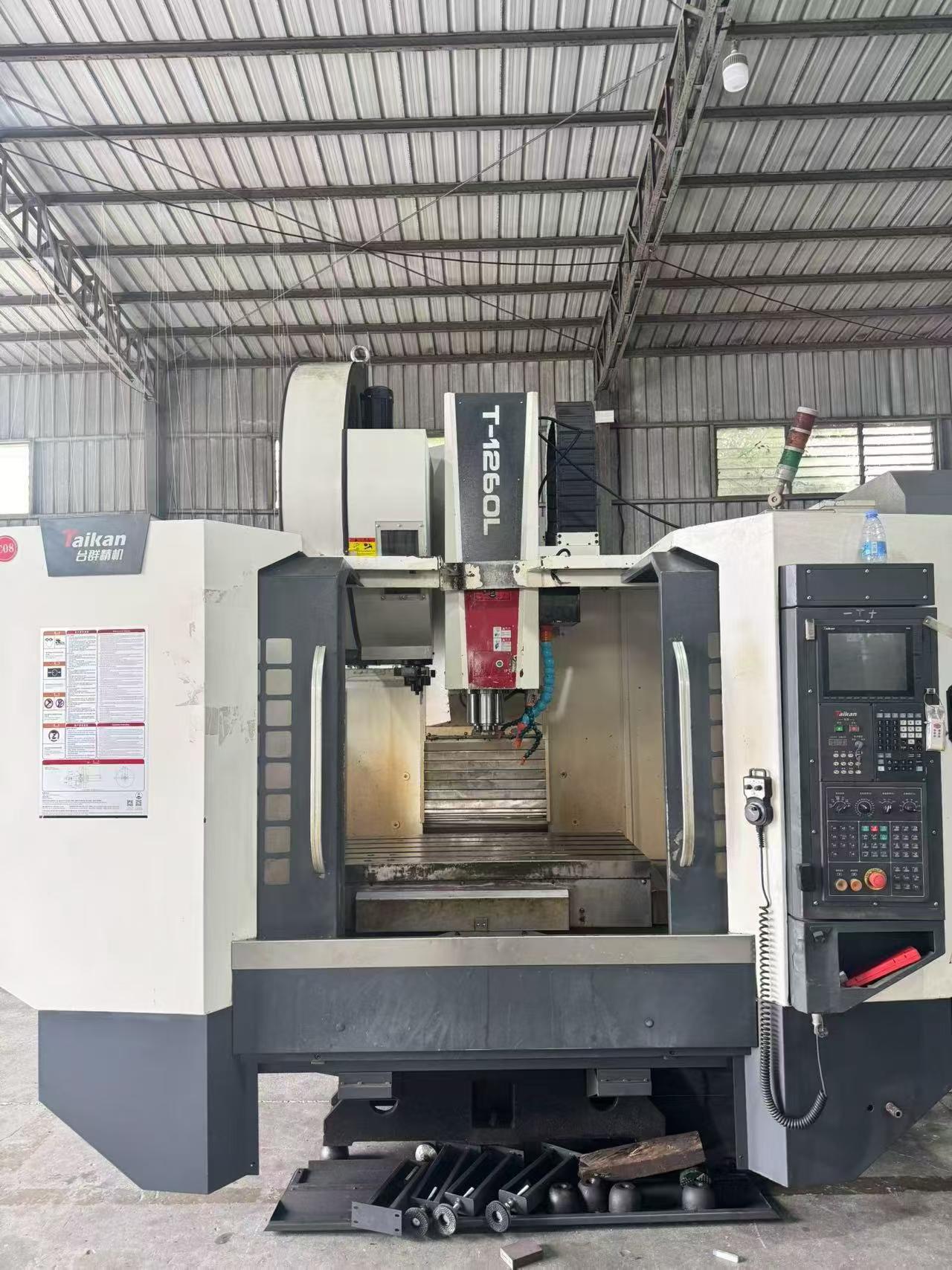 Used Taikan T-1260 L Machining Center with Mitsubishi M 80