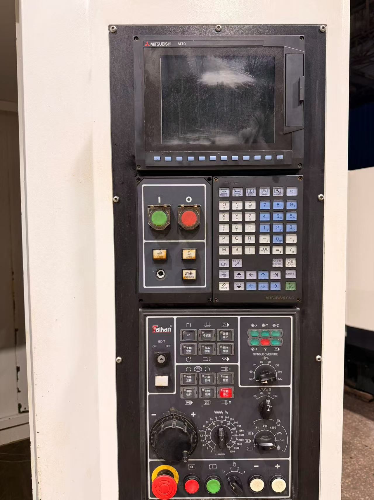 Used Taikan T 5 Vertical Machining Center with Mitsubishi M 70 Control photo 2