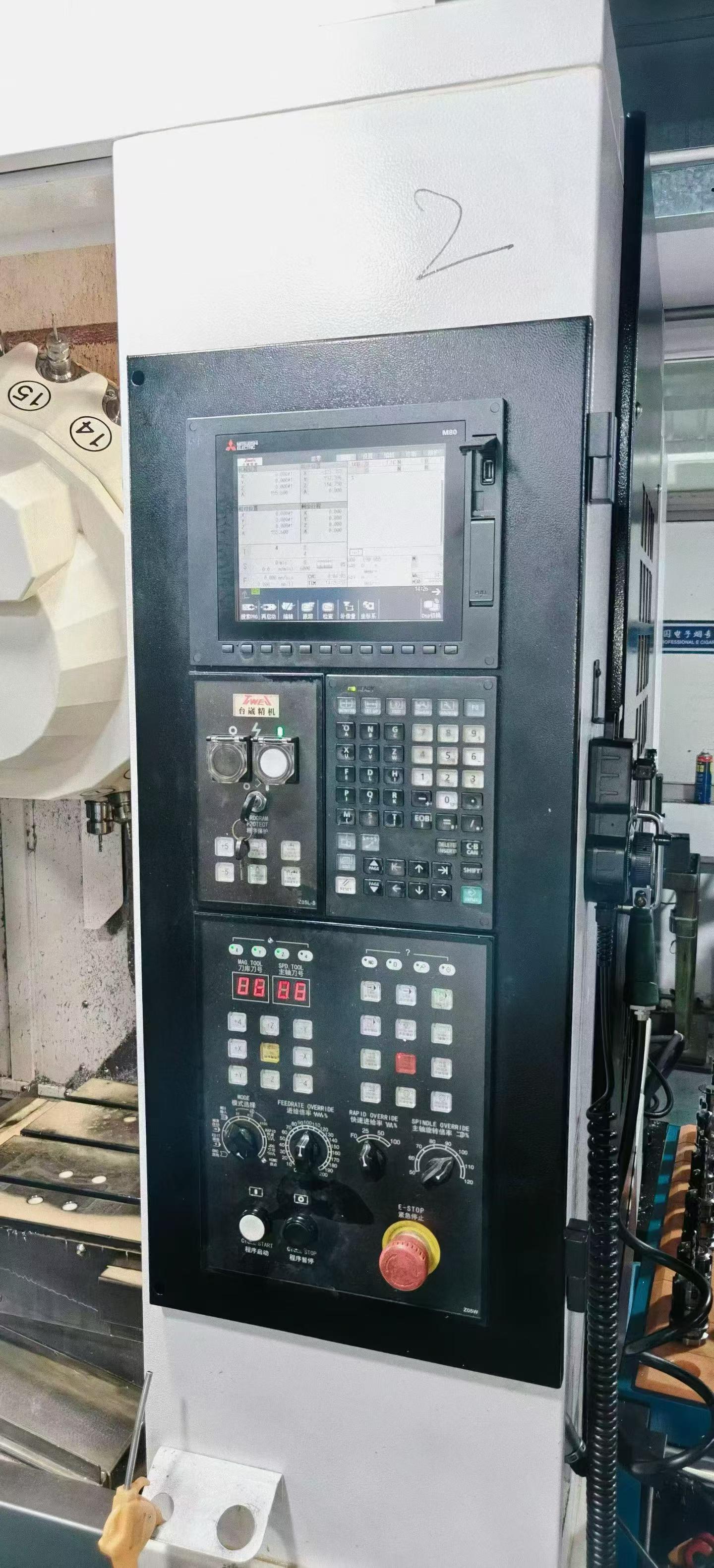 Taiwei T 6 Drilling and Tapping Center with Mitsubishi M 80 Control photo 2