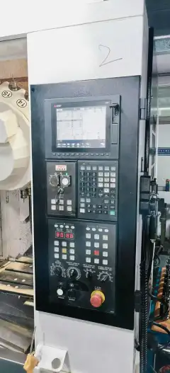 Taiwei T 6 Drilling and Tapping Center with Mitsubishi M 80 Control photo 2