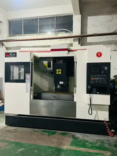 Bekas Pusat Permesinan Berat Baoling 1166 dengan Mitsubishi M80