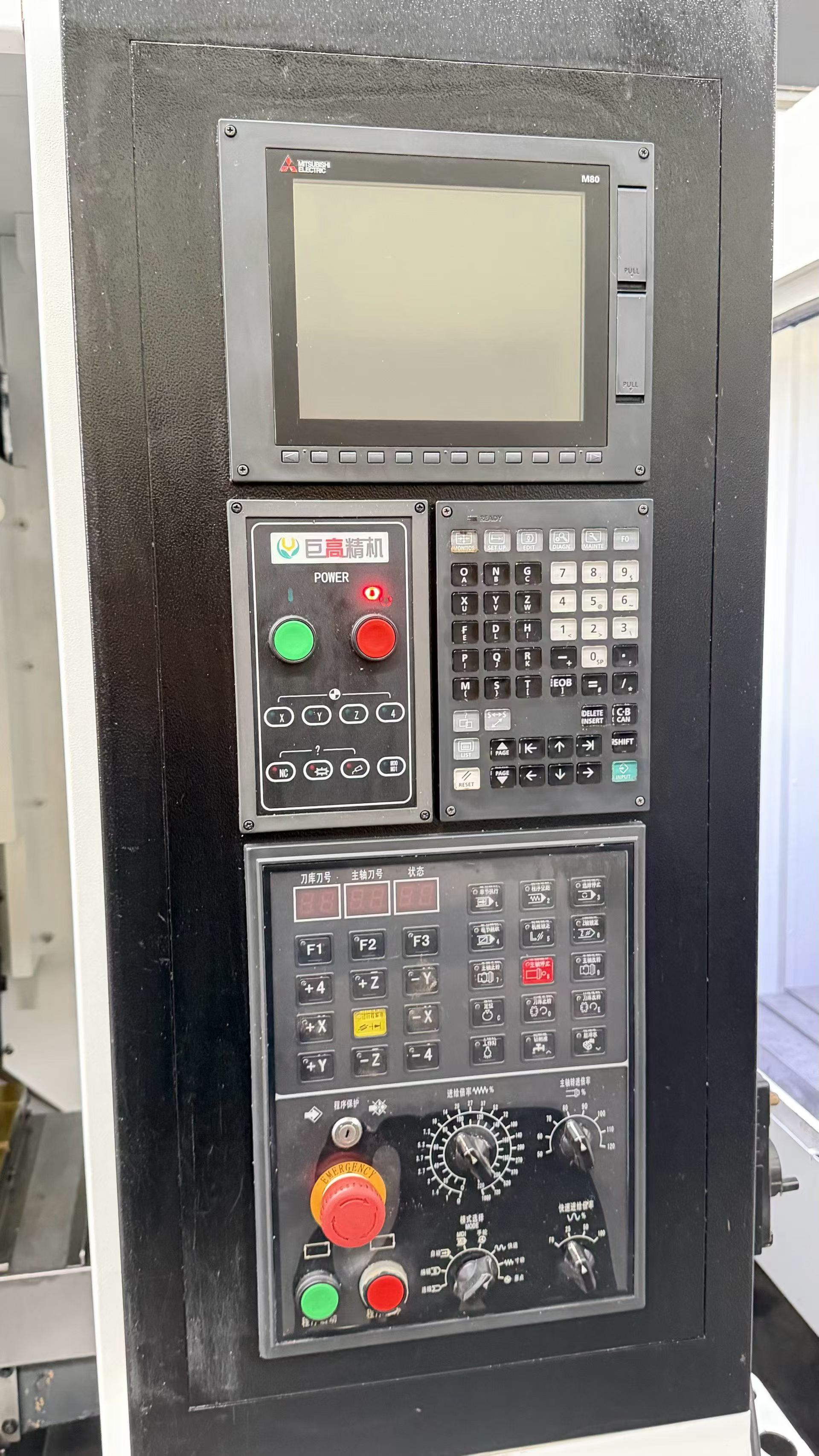 Used Jugao 540 Drilling and Tapping Center with Mitsubishi M 80 photo 4