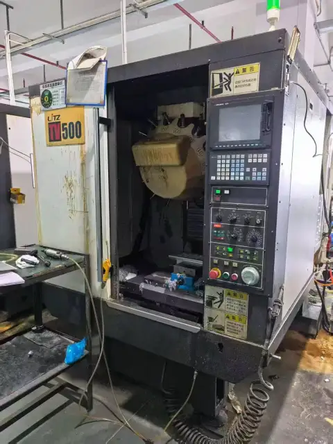 Centros de mecanizado vertical LITZ T-500 usados - Lote de 16