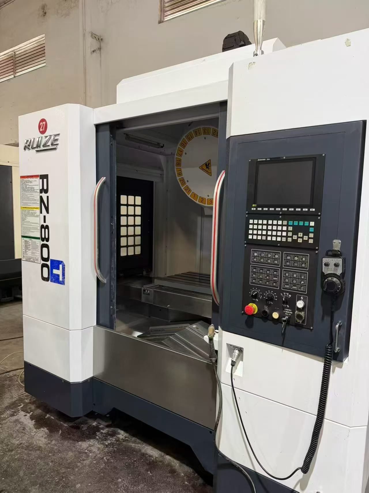 Used Ruize T 850 Drilling and Tapping Center photo 2