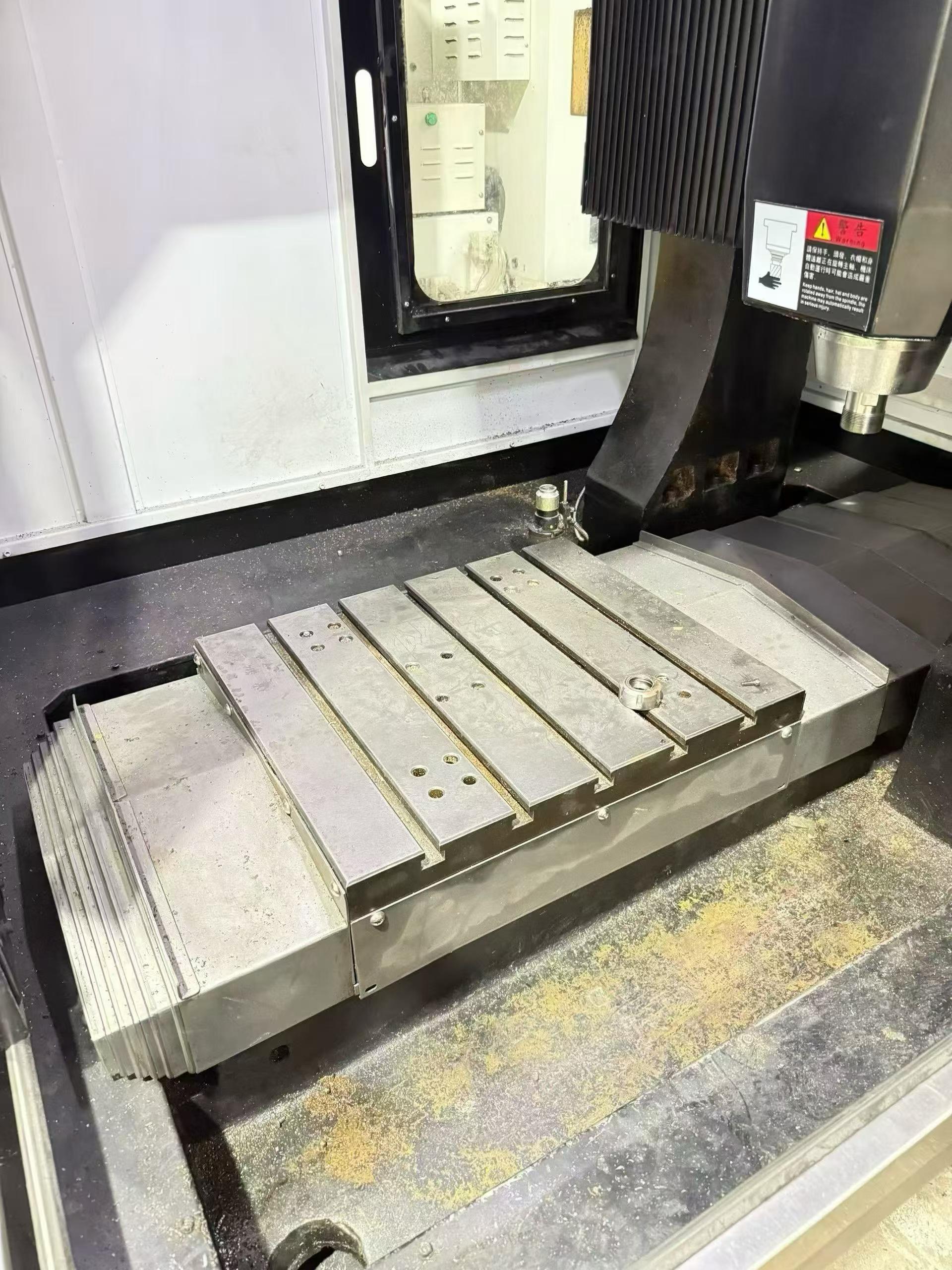 Used T-Way 650 Tool-Magazine CNC Engraving and Milling Machine photo 3