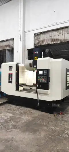 Used Taichung 1060 Vertical Machining Center with Mitsubishi M 70 A photo 2