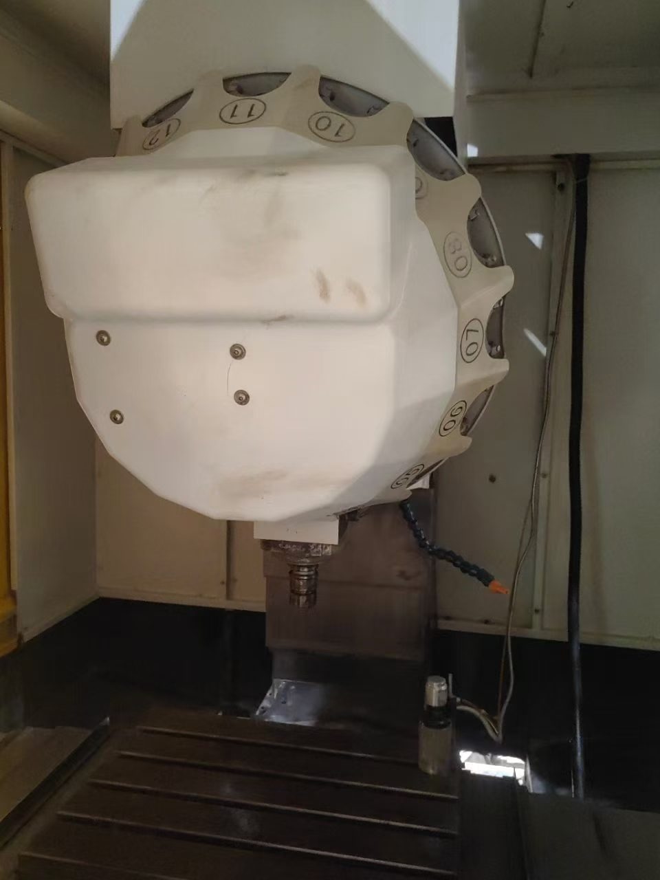 Used Taike T 5 Drilling and Tapping Machine photo 3