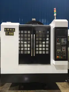 Used Taiqun T 500 Machining Center with Mitsubishi M 70 Control photo 2