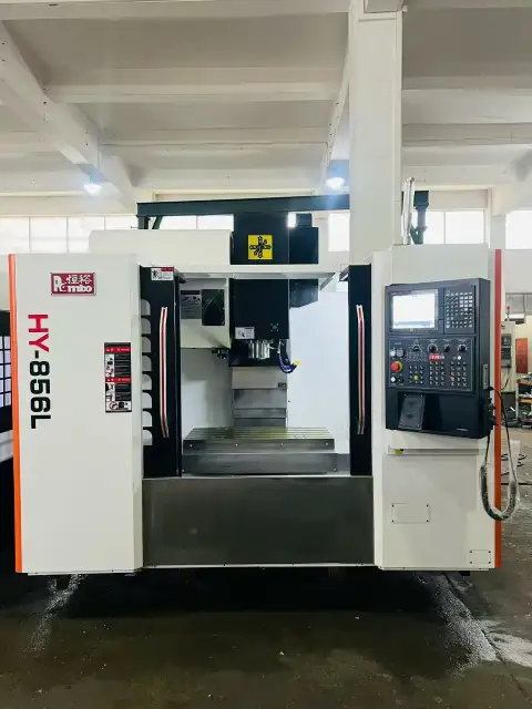 Pusat Pemesinan Vertikal Taizheng 850 L Bekas dengan Mitsubishi M80