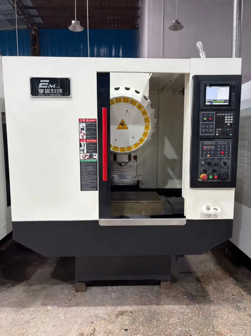 Used Xiangyu T 6 Drilling & Tapping Center with Mitsubishi M 80 for Sale photo 1