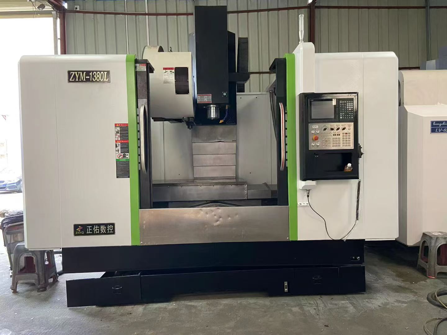 Used Zheng You 1380 L Vertical Machining Center with Mitsubishi M 80 photo 1